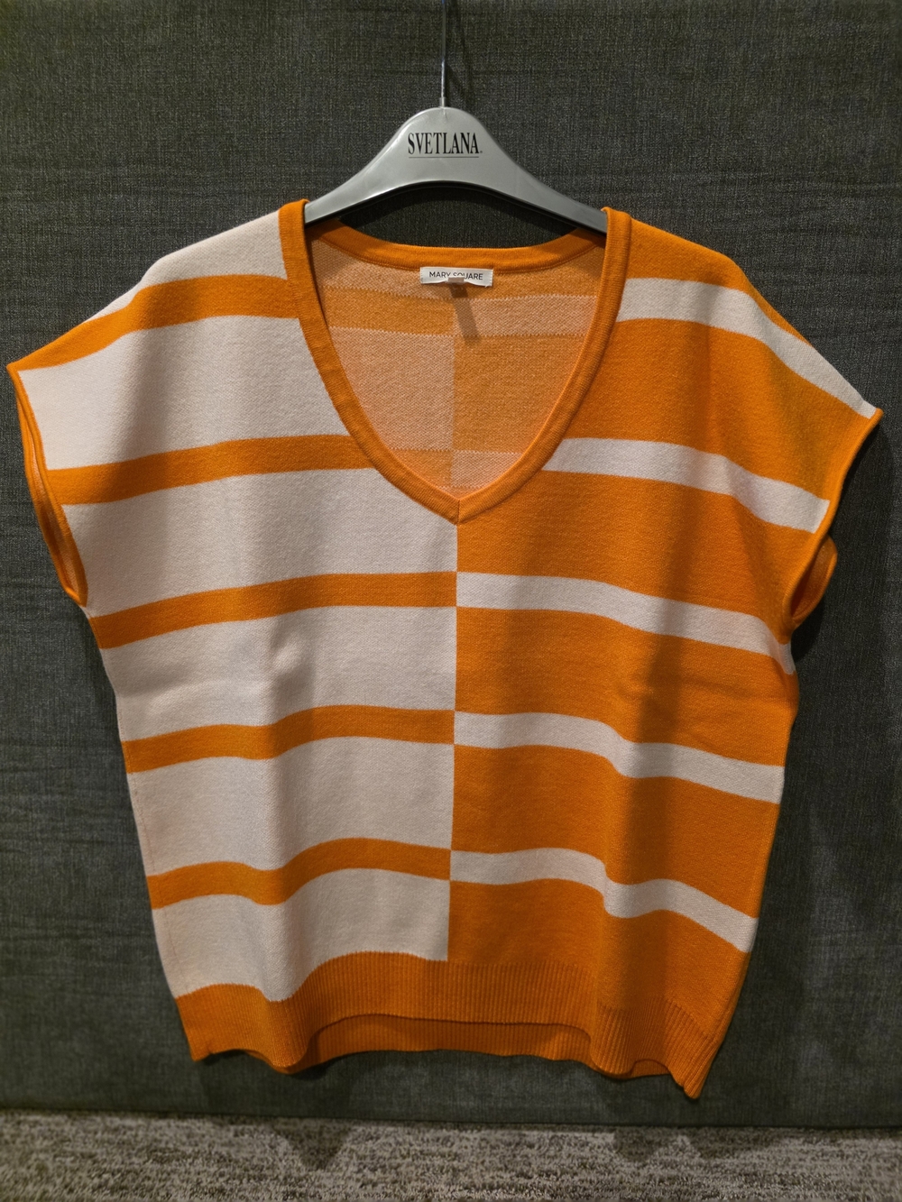 Mary Square Oversized V-Neck Striped Knit Top in Orange & White Size M PTP 23 IN